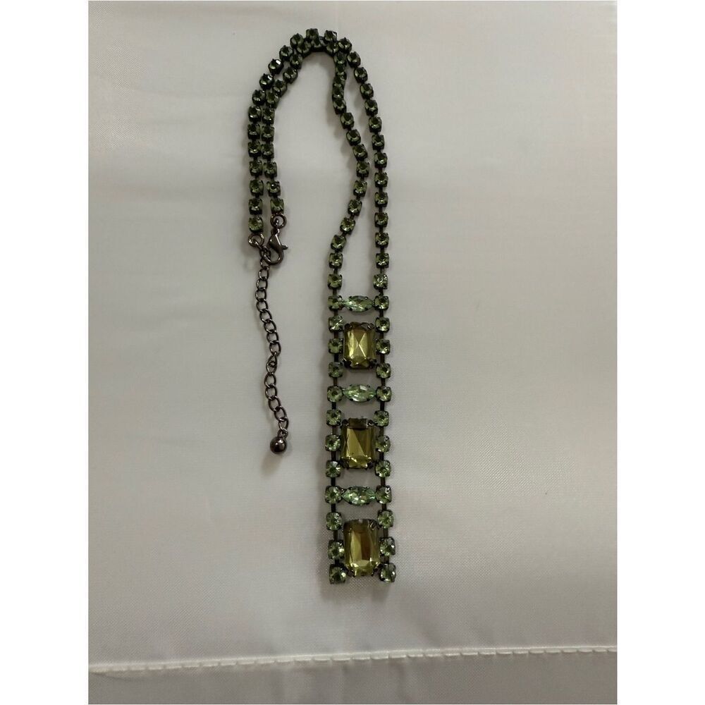 Vintage 1950s Regency Art Deco Green Peridot Colored Rhinestone Necklace
